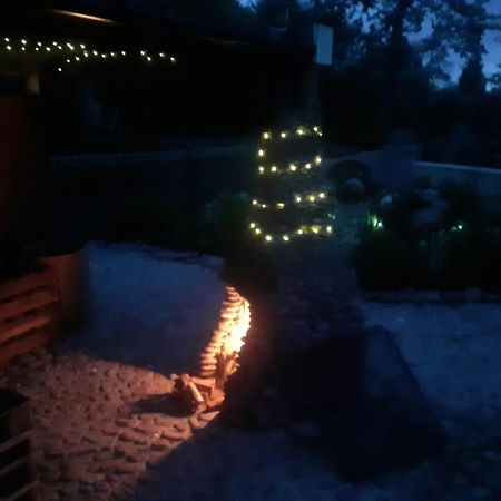 Mary'S Bespoke Cottage Killarney Bagian luar foto