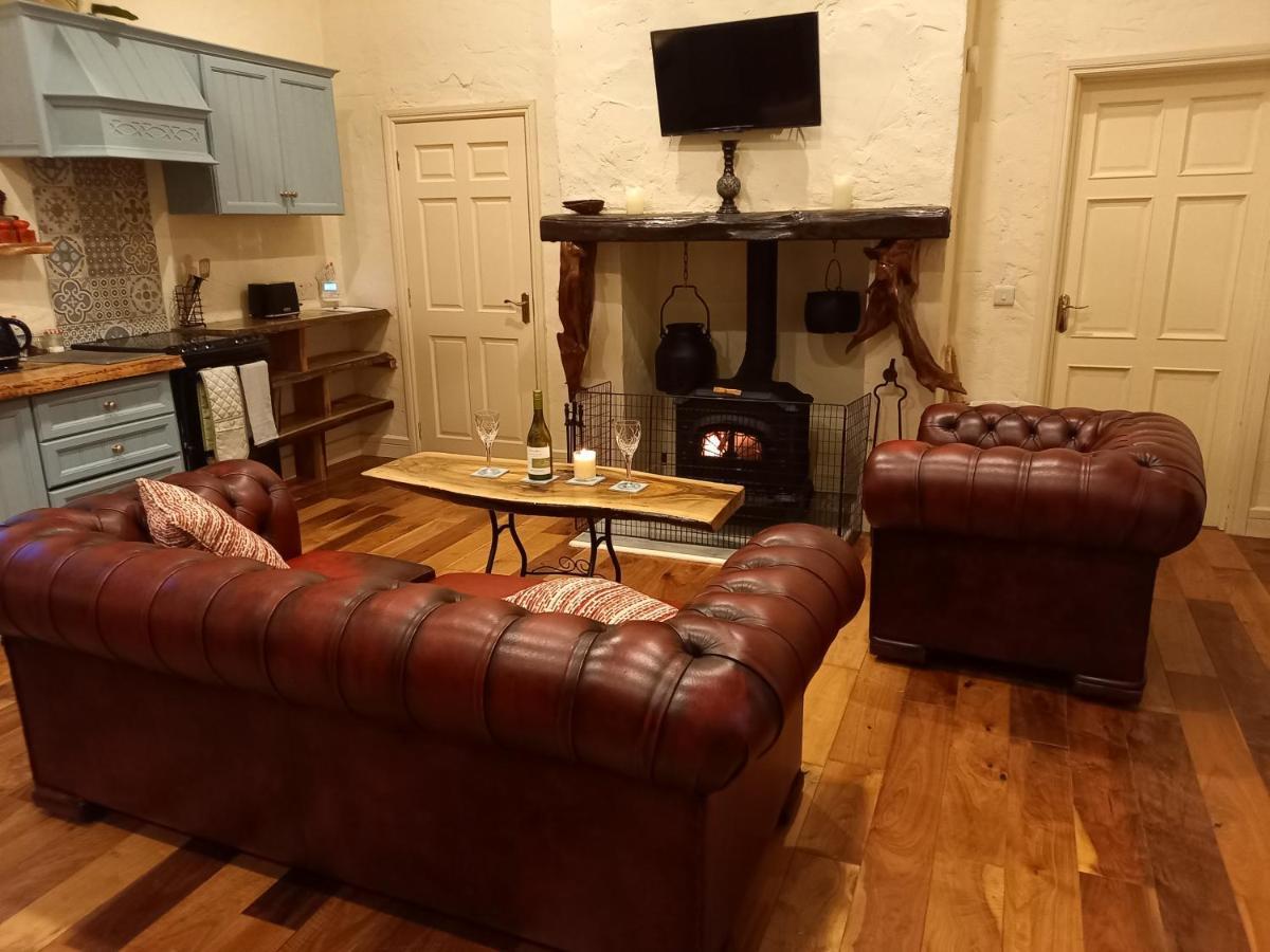 Mary'S Bespoke Cottage Killarney Bagian luar foto